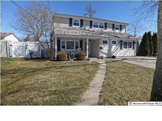Property Photo:  16 Lincroft Avenue  NJ 08857 