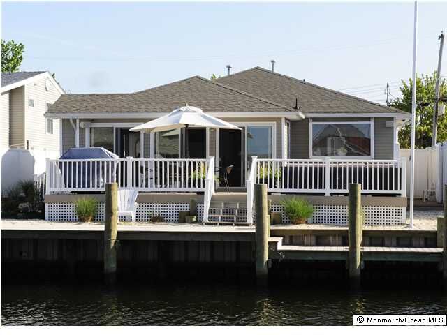 Property Photo:  338 Silver Lagoon Drive  NJ 08753 