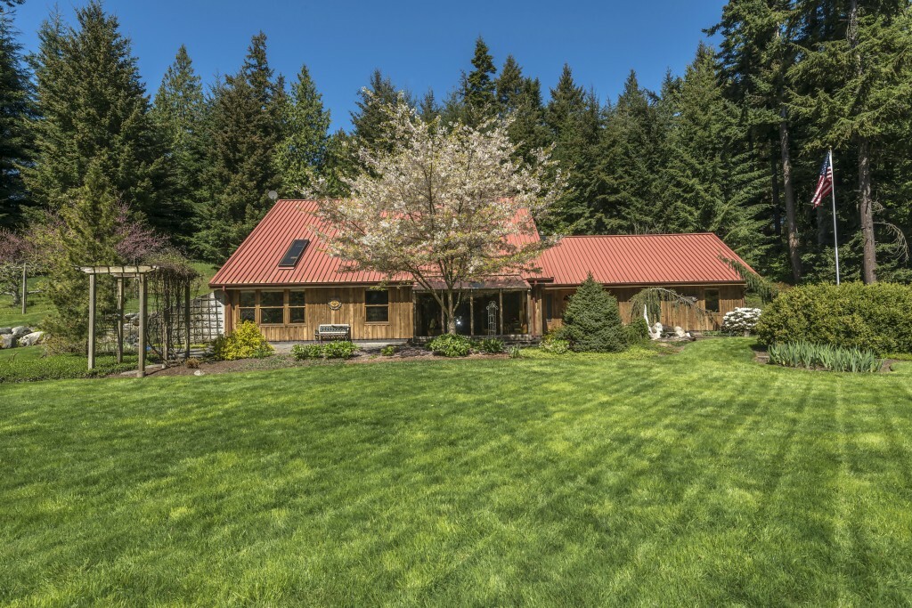 Property Photo:  5049 S Shore Dr  WA 98221 