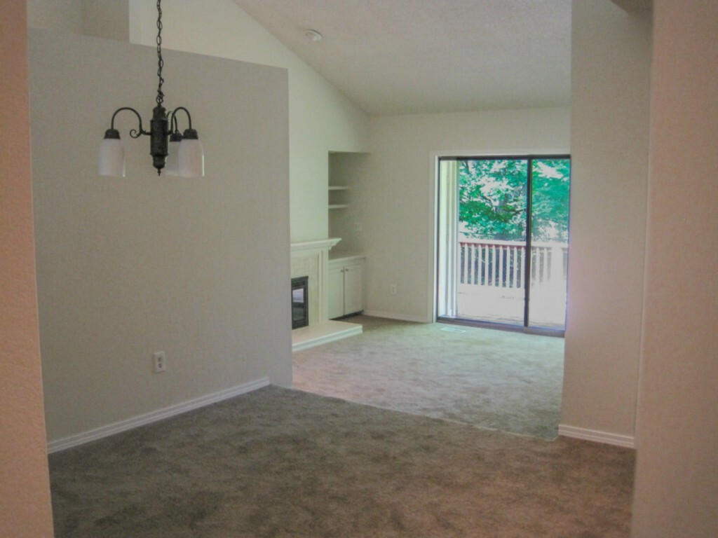 Property Photo:  11552 SE 175th St 22  WA 98055 