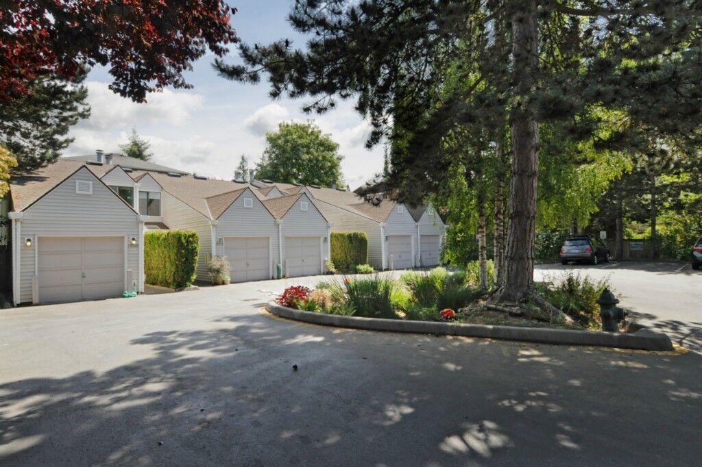 Property Photo: 19220 15th Ave NW 9220 WA 98177