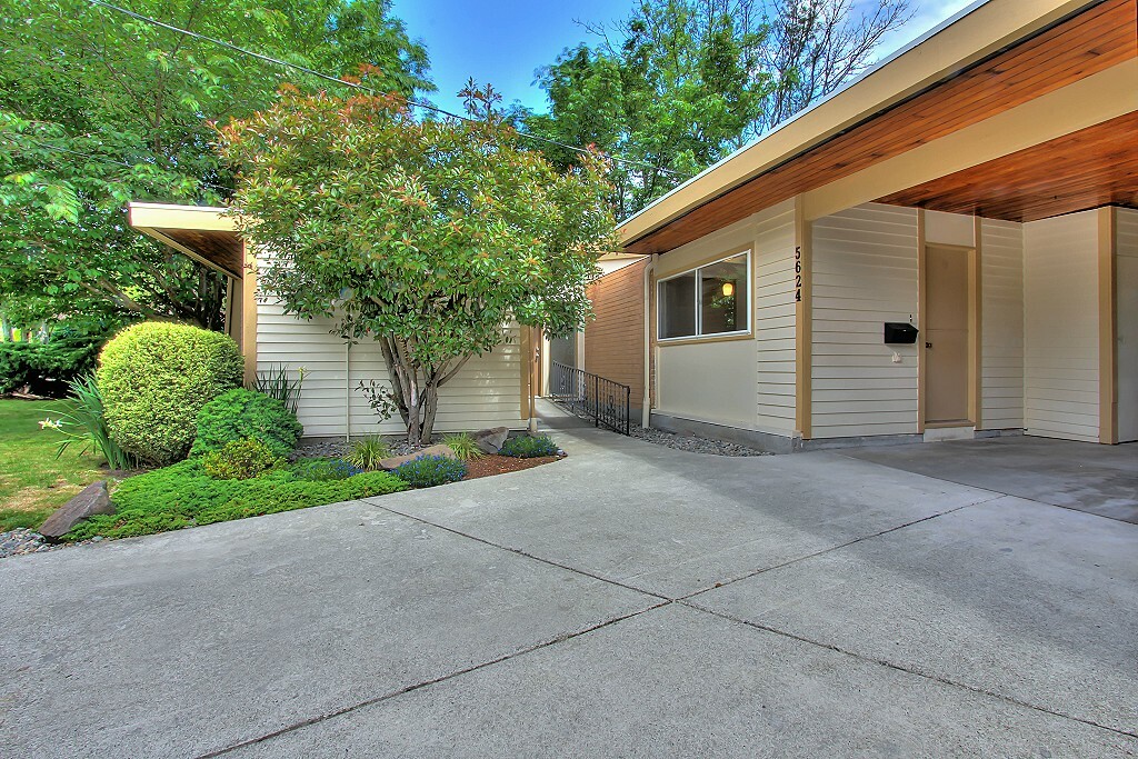 Property Photo:  5624 Wilson Ave S  WA 98118 