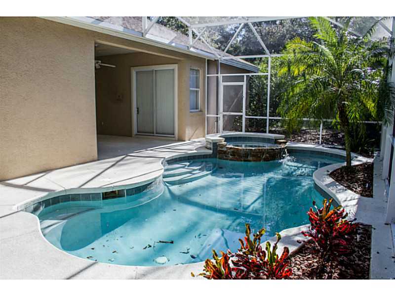 Property Photo:  520 Veracliff Court  FL 32765 