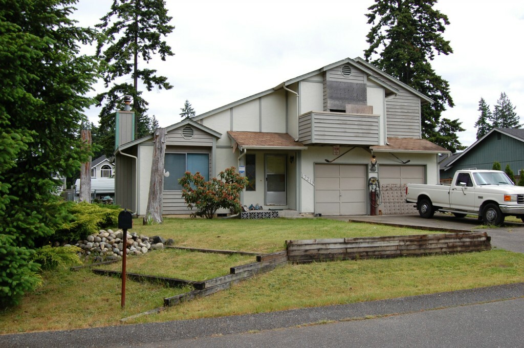 Property Photo:  17213 17th Av Ct E  WA 98387 