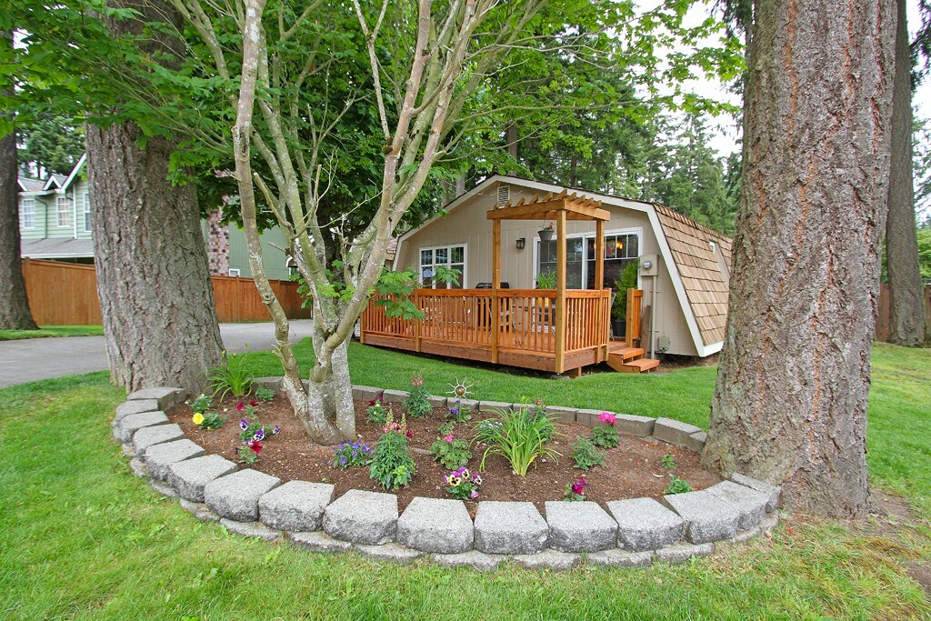 Property Photo: 25920 184th Place SE WA 98042