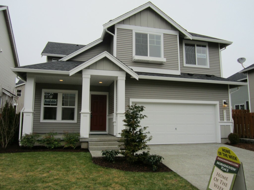 Property Photo:  21555 SE 275th Ct  WA 98038 