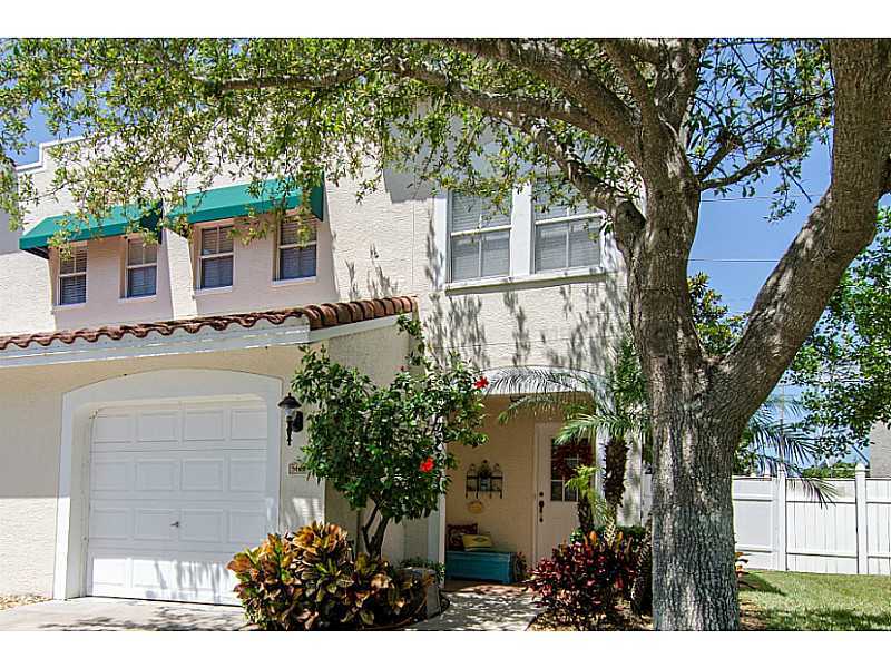 Property Photo:  5666 Samter Court  FL 33611 