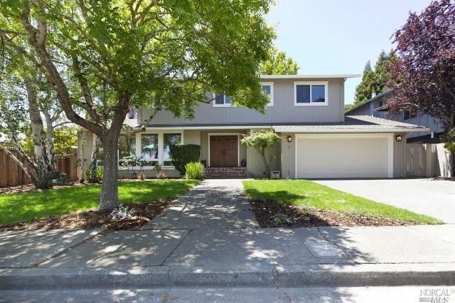 Property Photo:  7 Chateau Place  CA 94901 