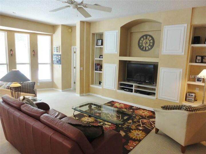 Property Photo:  19812 Sunsplash Lane  FL 33558 