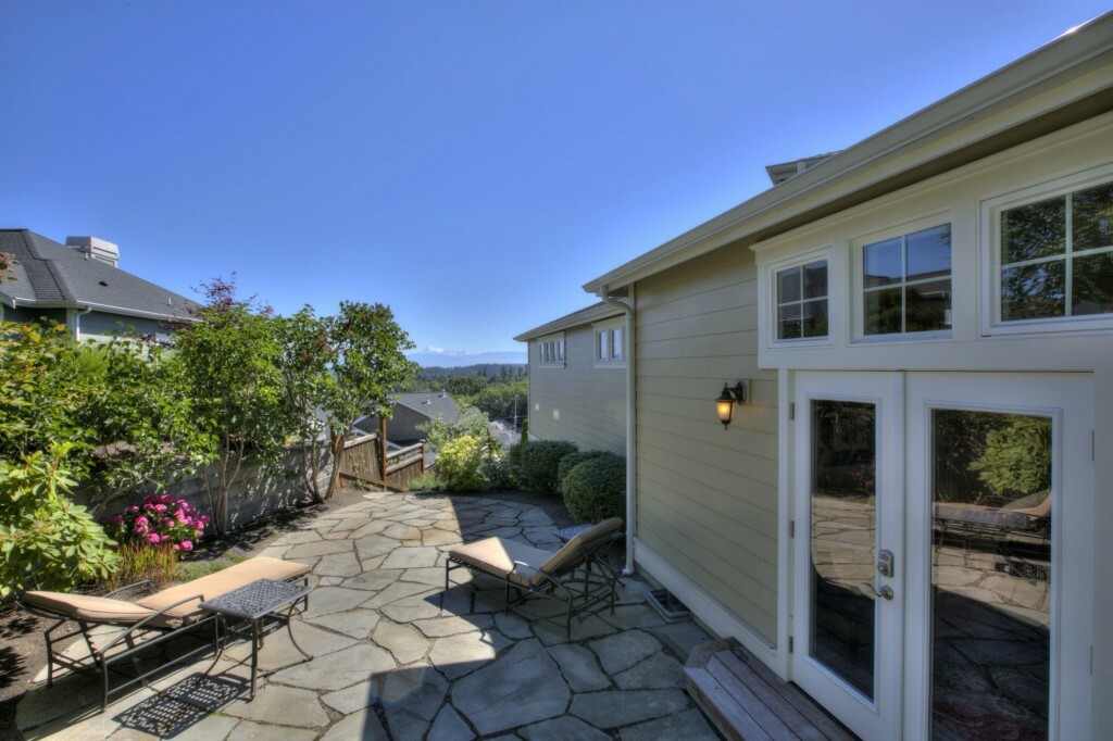 Property Photo: 2310 20th St WA 98221