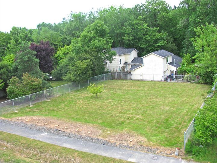 24014 17th Ave S  Seattle WA 98198 photo