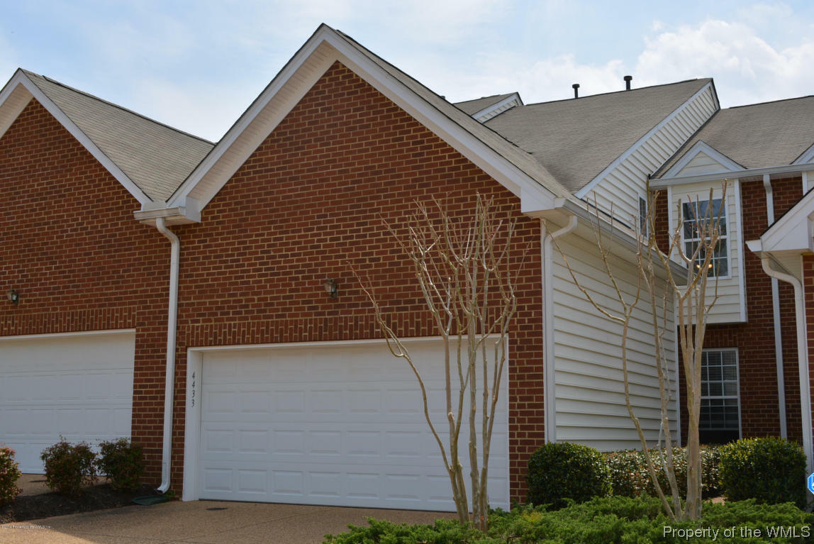 Property Photo:  4433 Eaglebrook Drive  VA 23188 