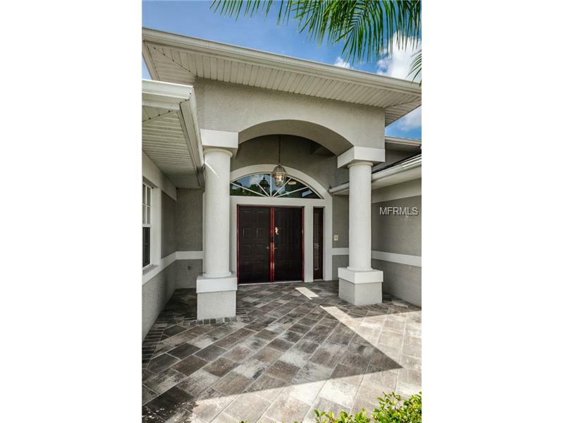 Property Photo:  8114 Elisabeth Lane  FL 33777 