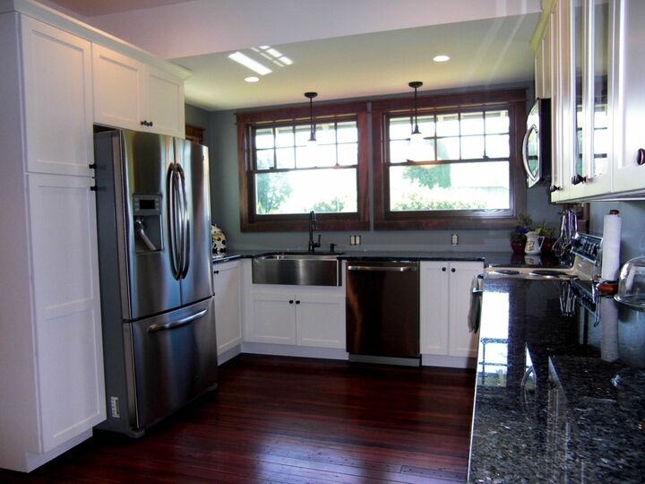 Property Photo: 609 Nooksack Avenue WA 98276