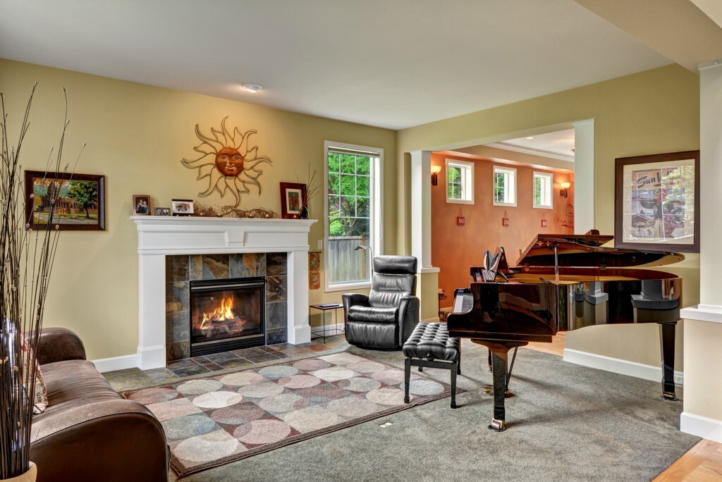 Property Photo: 24112 E Greystone Lane WA 98020