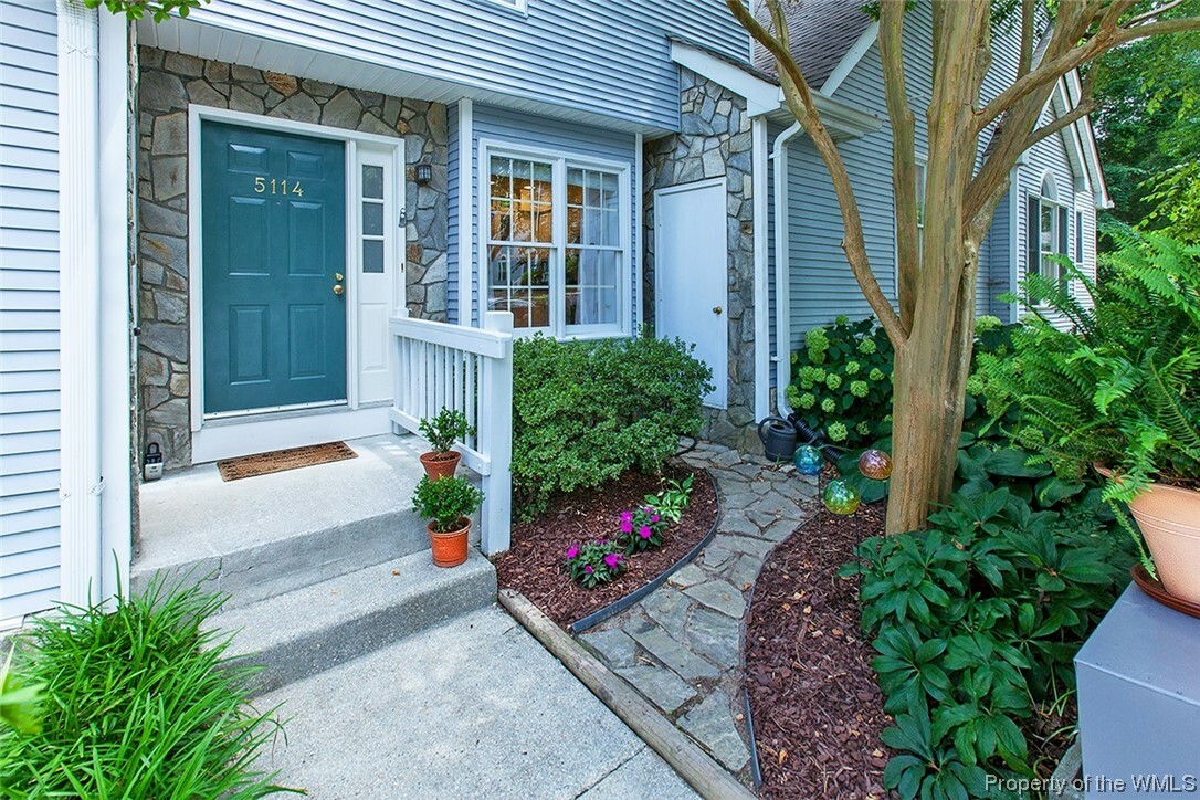 Property Photo:  5114 Scarborough Mews  VA 23188 