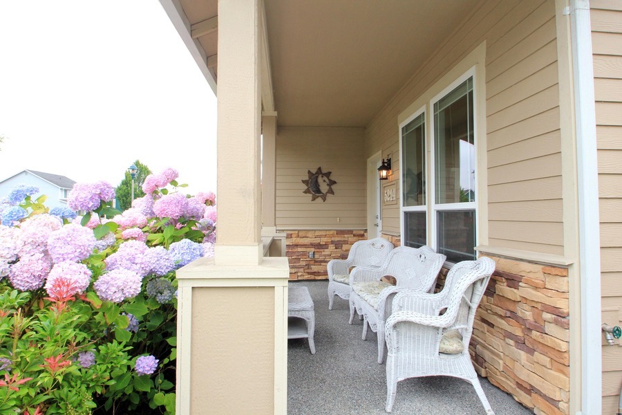 Property Photo:  5214 Graham Ave  WA 98390 