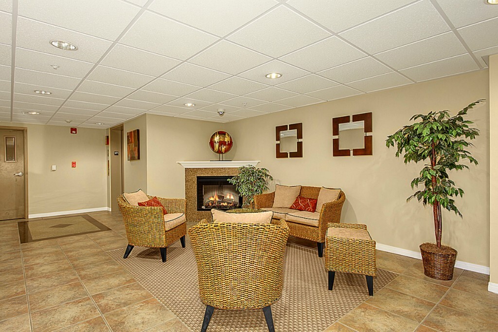 Property Photo: 3112 SW Avalon Wy 203 WA 98126