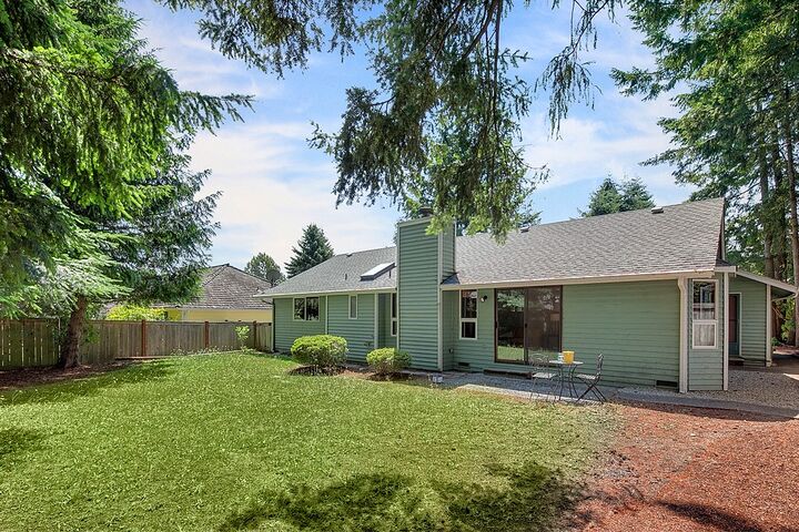 22608 NE 18th Place  Sammamish WA 98074 photo