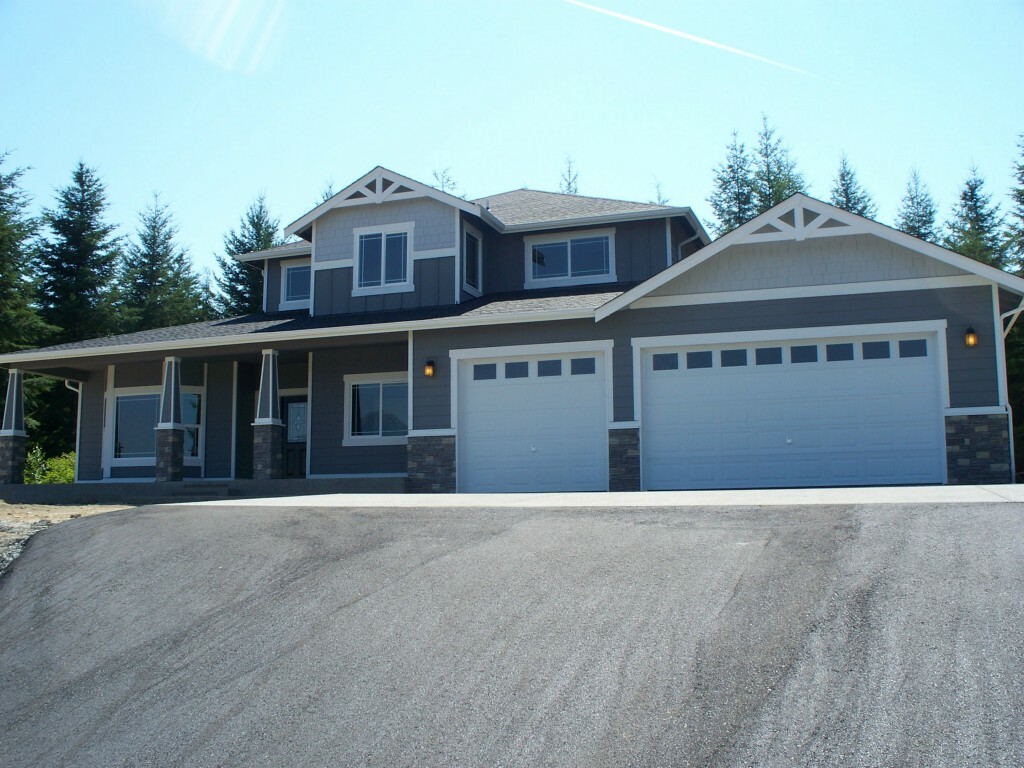 Property Photo:  4216 203rd Ave NE  WA 98290 