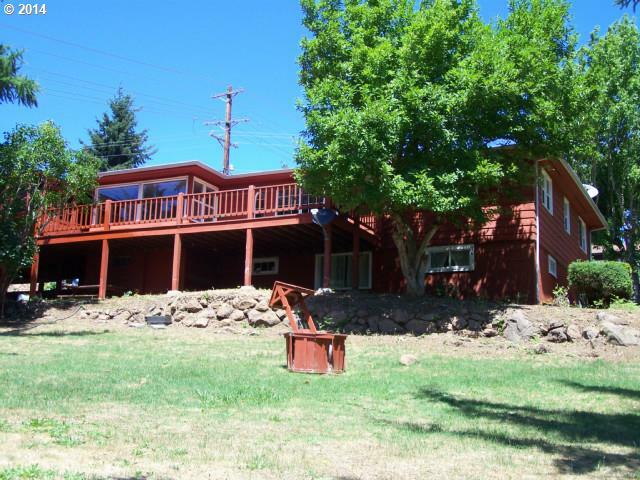 Property Photo:  179 NW Spring  WA 98672 