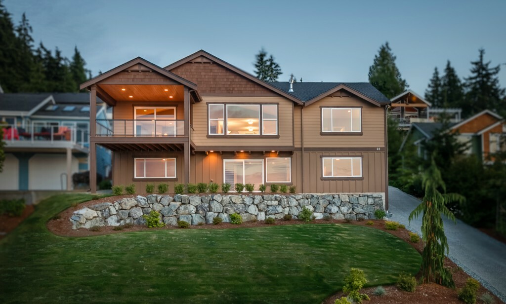 Property Photo: 28 Vista Del Mar St WA 98282