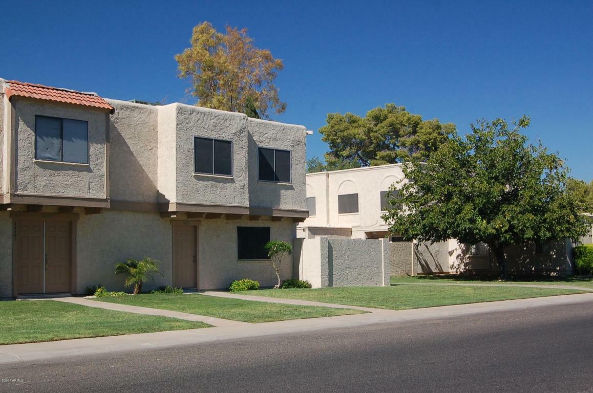 Property Photo: 14003 N 54th Avenue AZ 85306