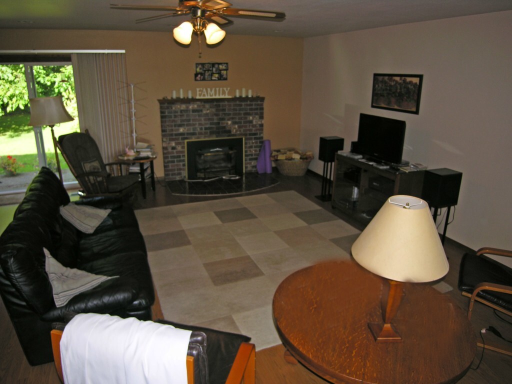 Property Photo: 215 Greens Lane WA 98247