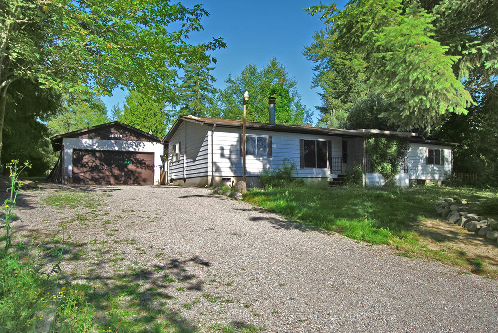 Property Photo:  16010 83rd Ave E  WA 98375 