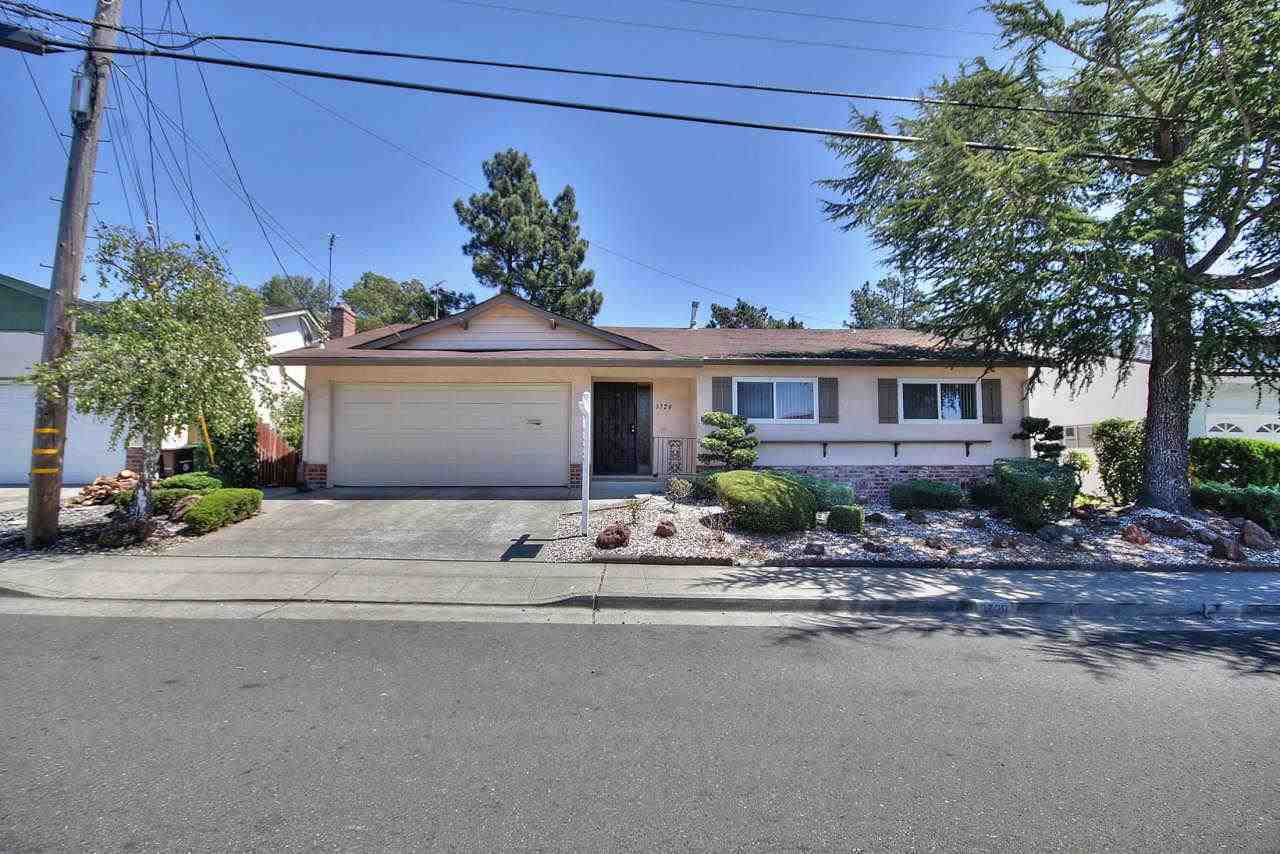 Property Photo:  3720 Malcolm Ave  CA 94605-5356 