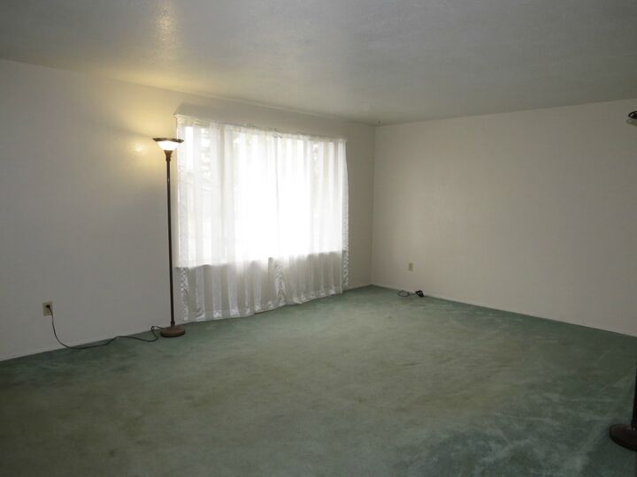 Property Photo:  1111 Turner Ave  WA 98584