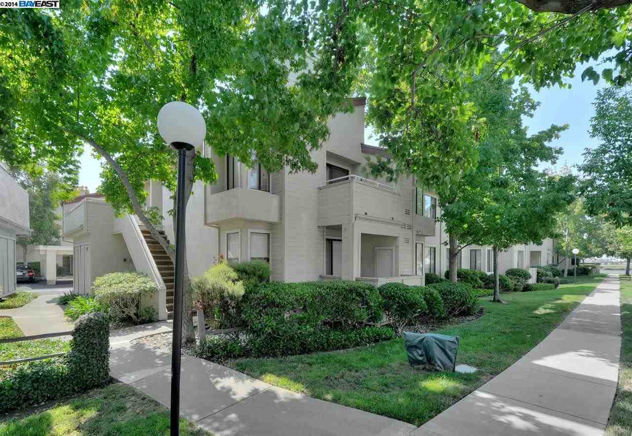 Property Photo: 6402 Buena Vista Dr C CA 94560-5324