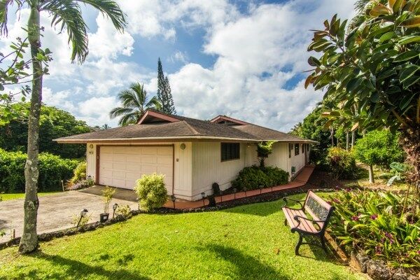 Property Photo:  3920 Kaweonui Rd  HI 96722 