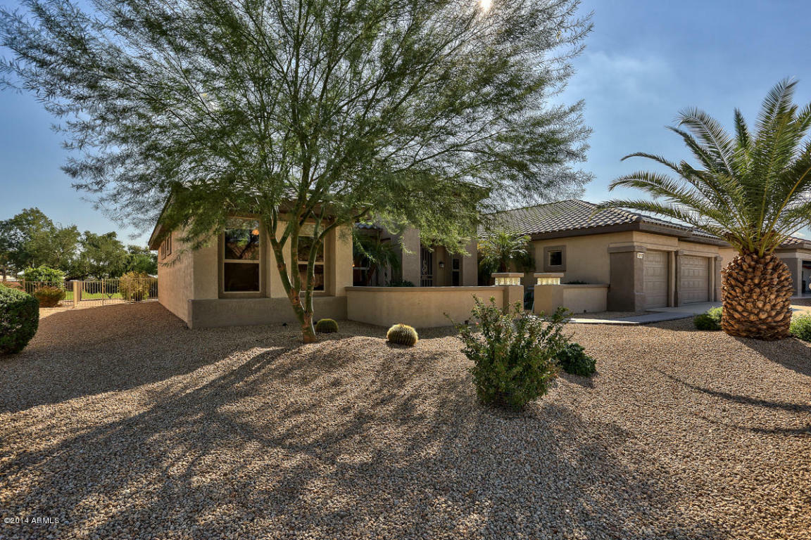 Property Photo:  15819 W Linksview Drive  AZ 85374 