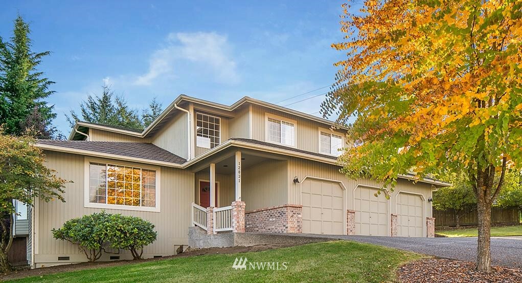 Property Photo:  12831 SE 84th Street  WA 98056 