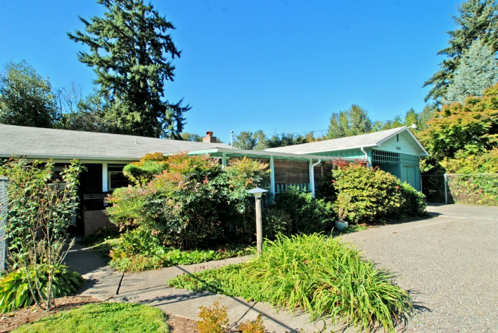 Property Photo:  31635 104th Ave SE  WA 98092 