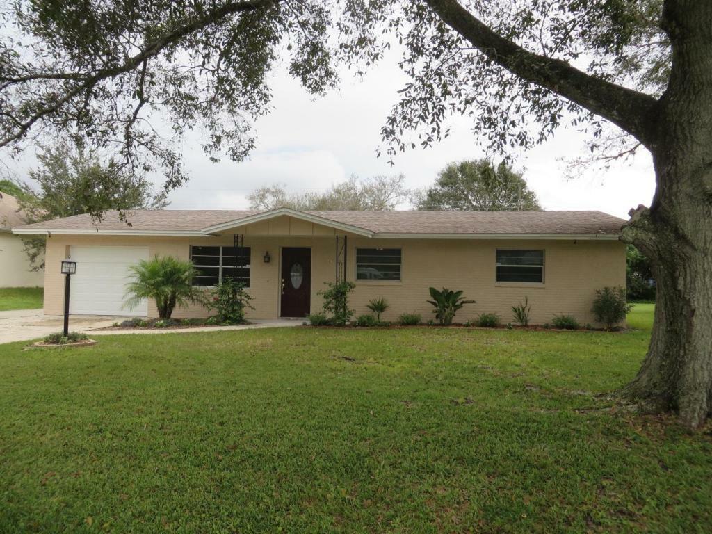 Property Photo:  7506 Banyan Street  FL 34951 