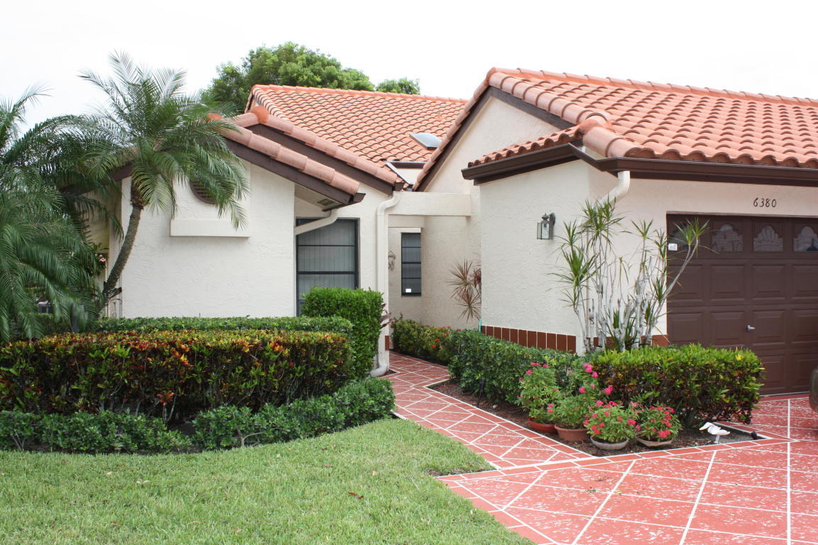Property Photo: 6380 Kings Gate Circle 6380 FL 33484