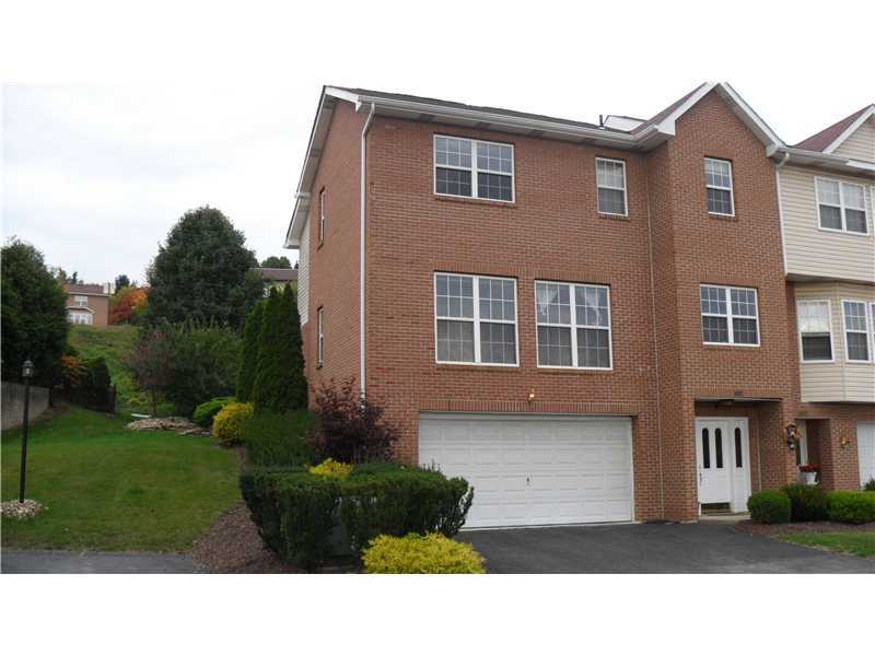 Property Photo: 201 Wingate Dr PA 15205