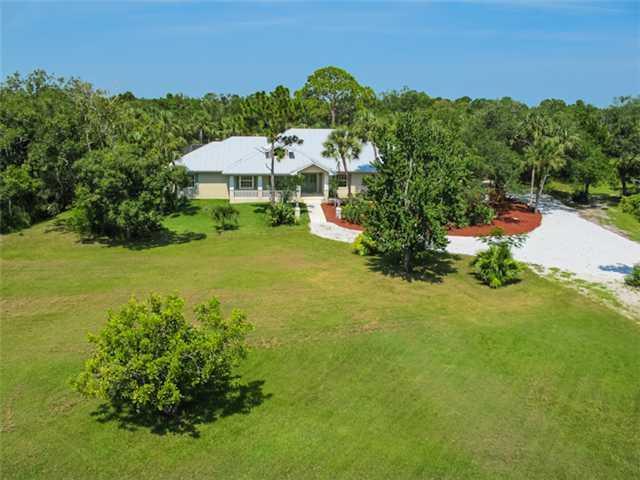 Property Photo: 625 Fischer Hammock Road FL 32958