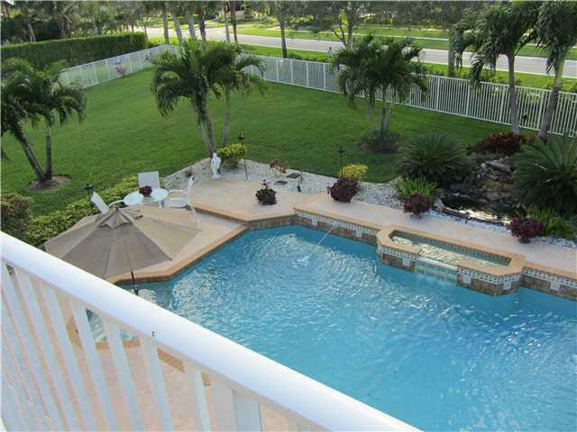 Property Photo:  4643 Mariners Cove Drive  FL 33449 