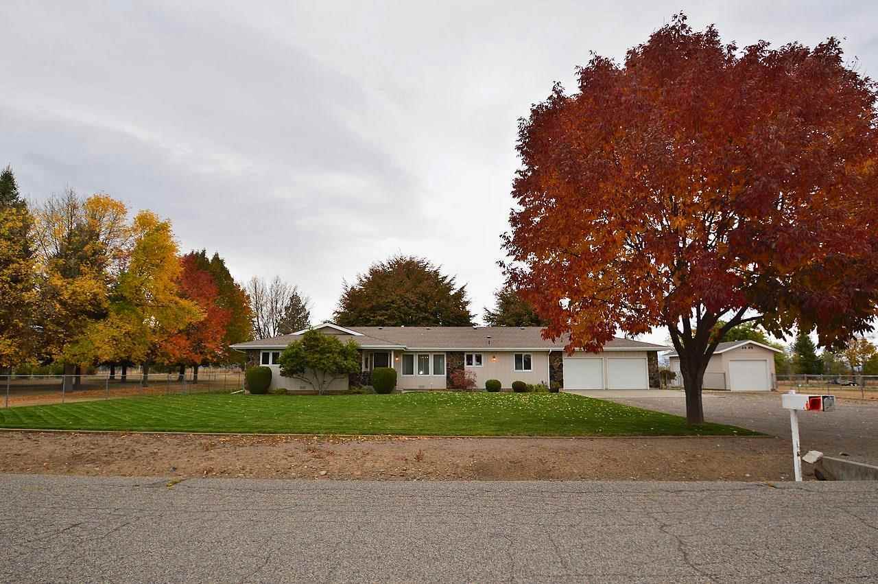 Property Photo: 3524 W Vel View WA 99208