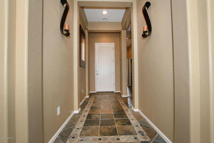 Property Photo:  1084 E Joseph Way  AZ 85295 