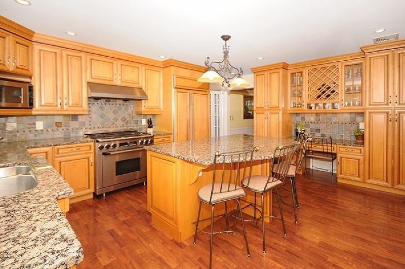 Property Photo:  4 Catalpa Rd  NJ 07960 