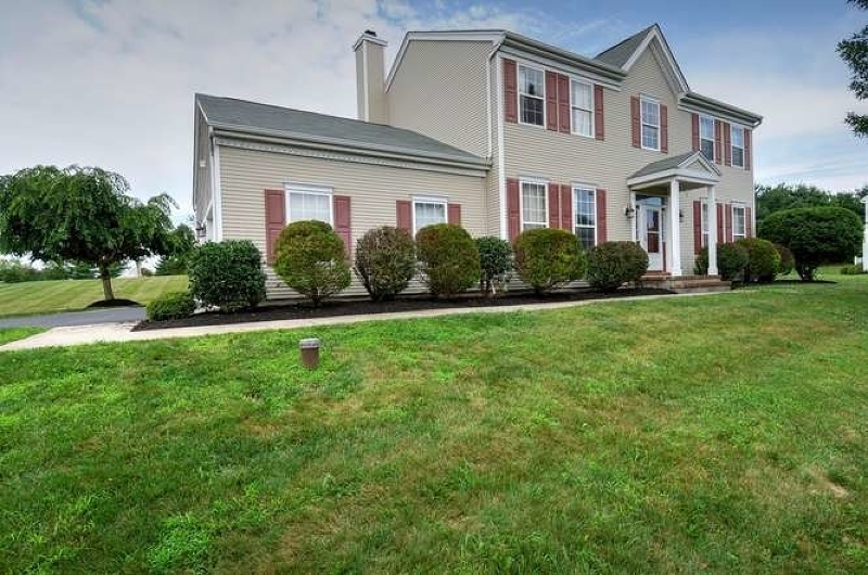 Property Photo:  3 Gearys Ridge Rd  NJ 08551 