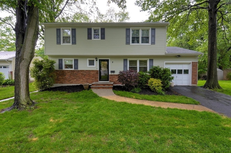 Property Photo:  7 Seville Dr  NJ 08876 