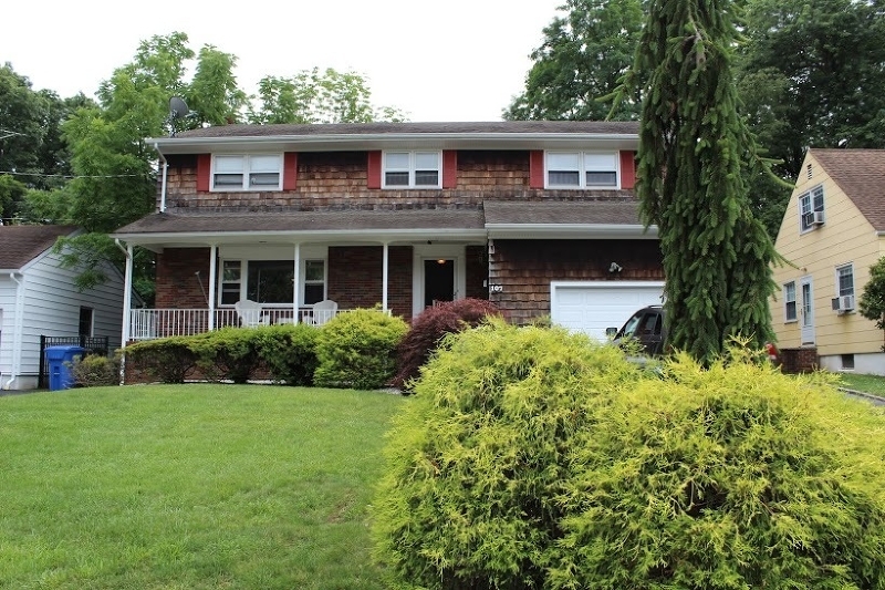 Property Photo:  107 Oxford Rd  NJ 07067 