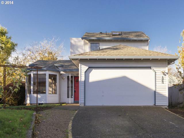 Property Photo:  1353 SW 209th Ave  OR 97006 