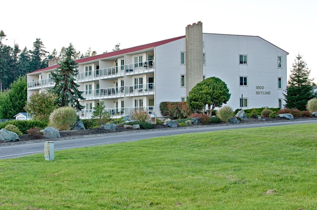 Property Photo: 1800 Skyline Wy 202 WA 98221