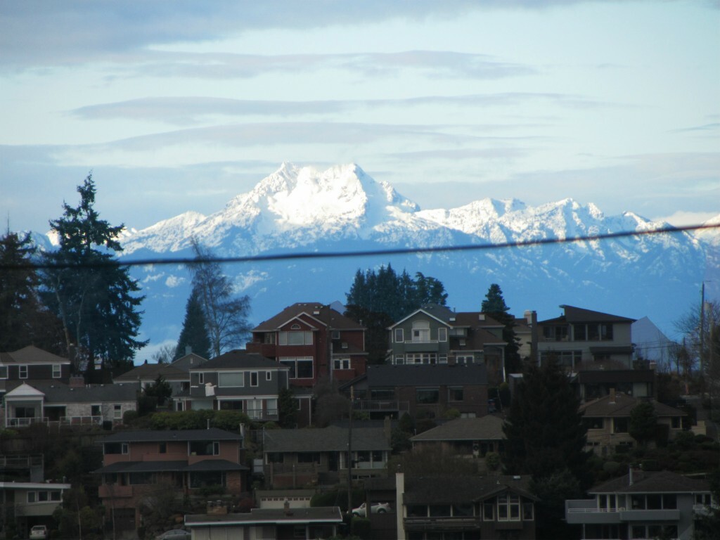 Property Photo: 3037 29th Ave W WA 98199